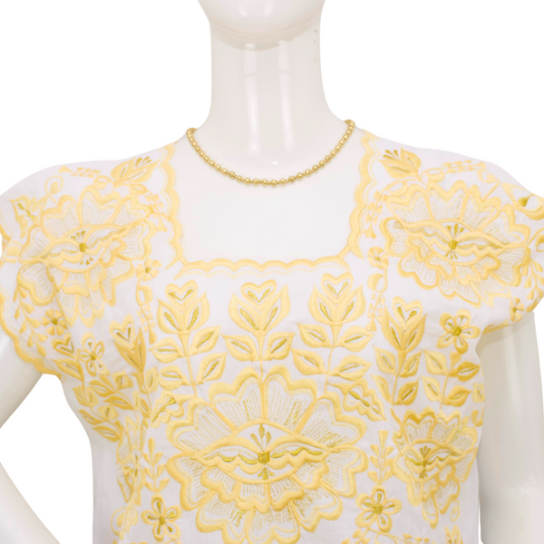 Blusa Artesanal Yucateca Bordada a Mano Modelo Aurora para Mujer