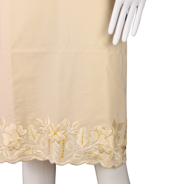 Vestido Huipil Beige Bordado en Ambos Lado a Mano Yucateco Modelo Alitzel para Mujer