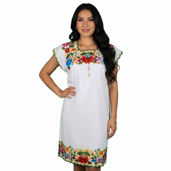 Vestido Huipil Blanco Bordado en Ambos Lados Yucateco a Mano Modelo Itzel para Mujer
