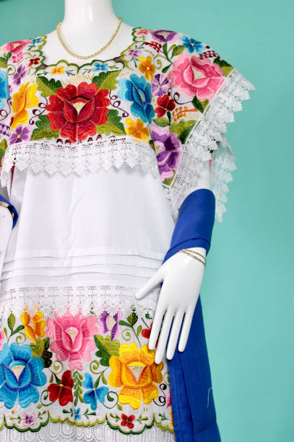 Terno Yucateco Bordado Multicolor para Mujer (sobrepedido)