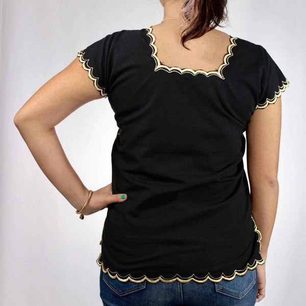 Blusa Yucateca Bordada Negra Lino Modelo Aurora