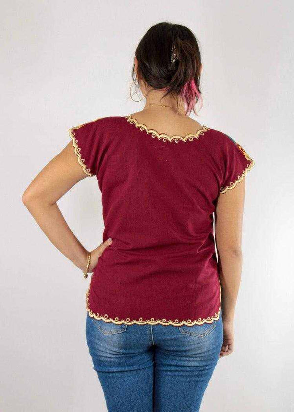 Blusa Yucateca Bordada Vino Lino Modelo Regina