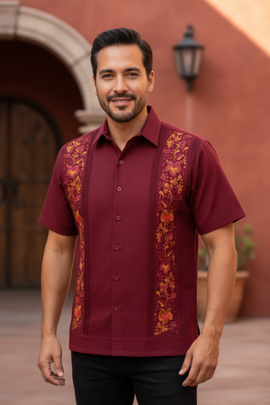 Guayabera Bordada Yucateca Vino Modelo Colibrí Manga Corta para Hombre