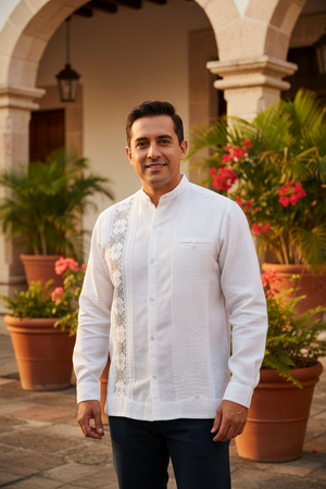 Guayabera 100% Lino Bordada Yucateca Blanca Modelo Uxmal Manga Larga para Hombre