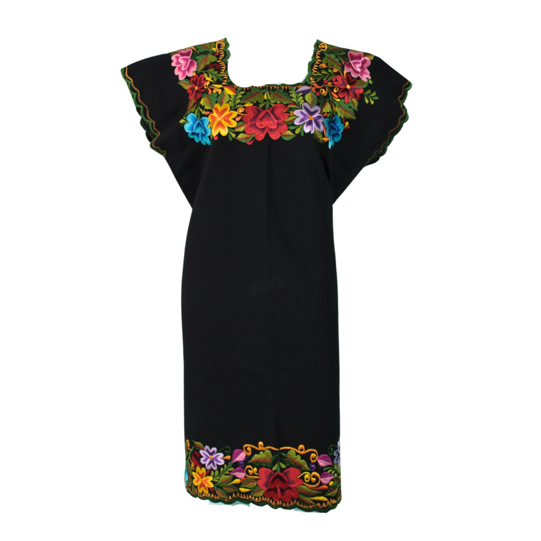 Vestido Huipil Negro Bordado en Ambos Lados Yucateco a Mano Modelo