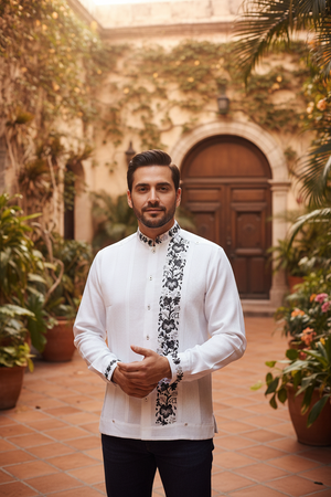 Guayabera Bordada Yucateca Blanca Modelo Colibrí Manga Larga para Hombre