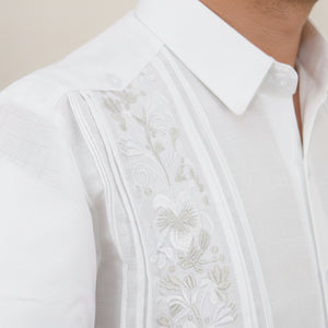 Guayabera Bordada Yucateca Blanca Modelo Colibrí Manga Larga Para Hombre