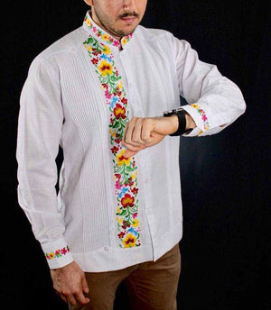 Guayabera Yucateca Bordada Blanca Multicolor Modelo Colibrí de Manga Larga para Hombre