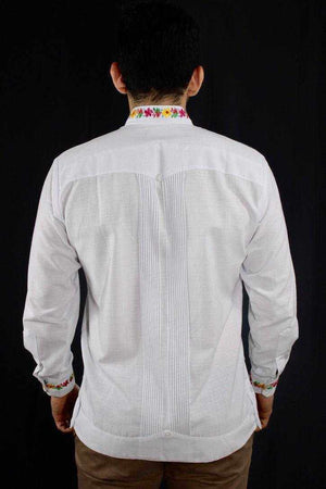 Guayabera Yucateca Bordada Blanca Multicolor Modelo Colibrí de Manga Larga para Hombre