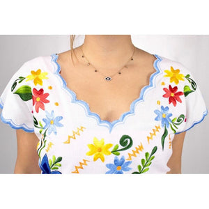 Blusa Blanca de Lino Bordada Yucateca Modelo Estrella