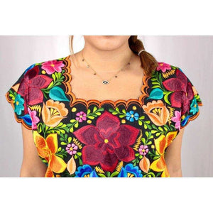 Blusa Bordada Ambos Lados Yucateco Negra Lino Modelo Frida