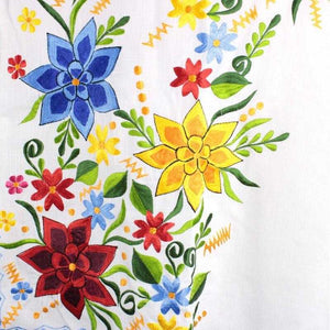 Blusa Blanca de Lino Bordada Yucateca Modelo Estrella